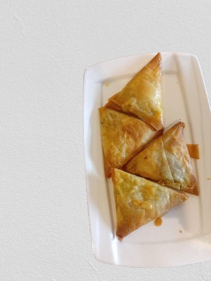 Meat samosas