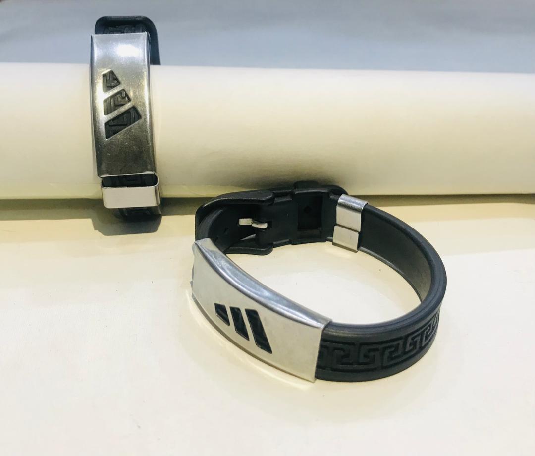Leather bracelet