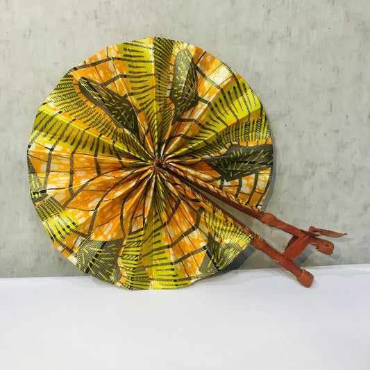 Foldable fan
