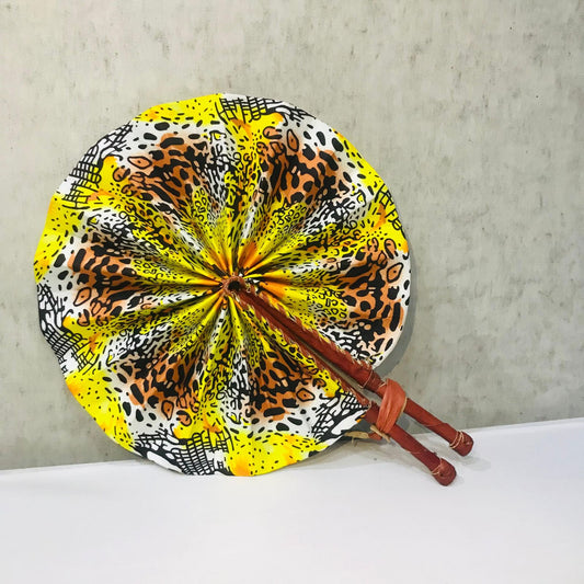 Foldable fan