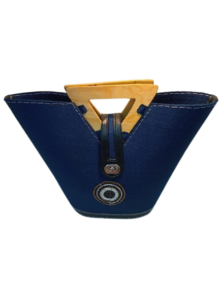 Beaded handbags with wooden handle