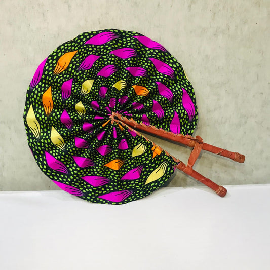 Foldable fan