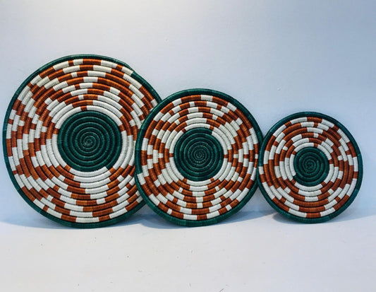 Raffia baskets