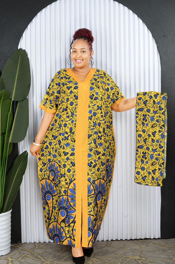 Freestyle dress with head wrap