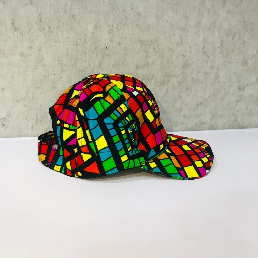Caps