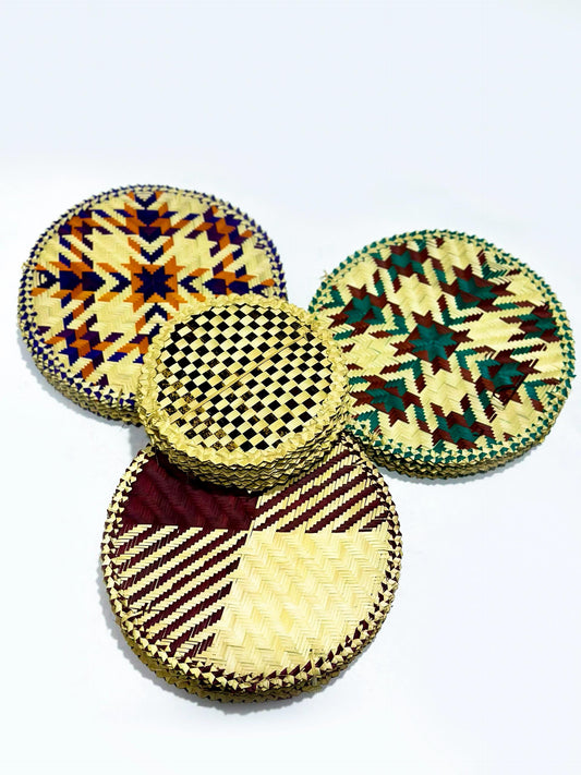 Round table mats