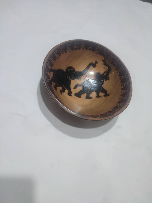 Round wooden bowl