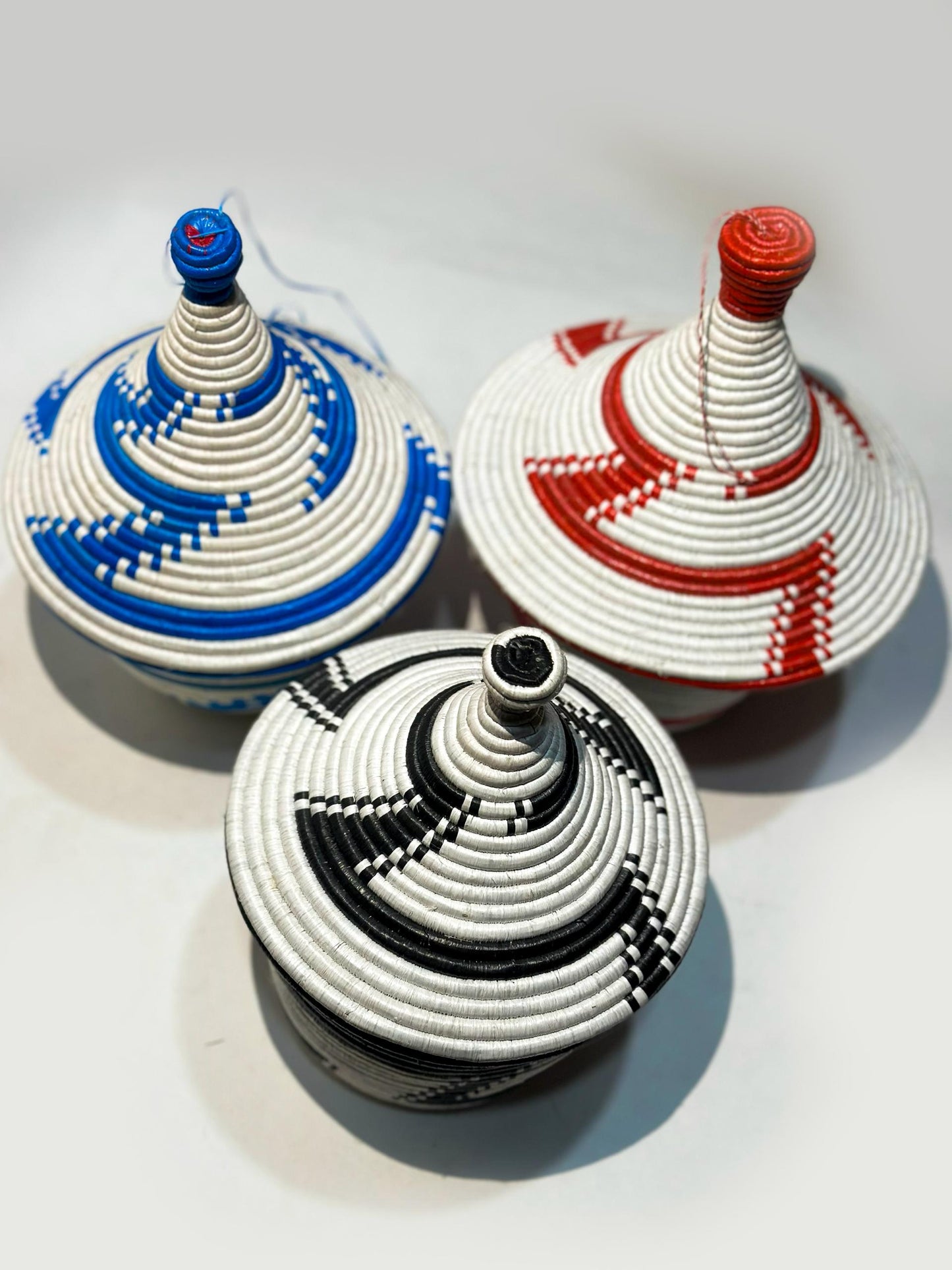 Endiiro baskets
